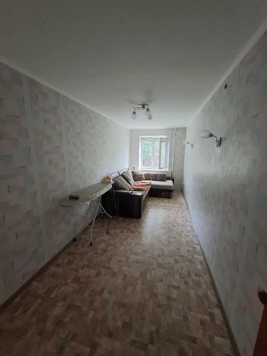 Продам 3к. квартиру по вул. А. Шепарда, 11 (р-он Тітова)