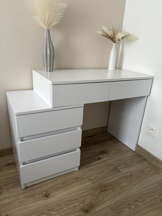 Biurko/ toaletka / komoda