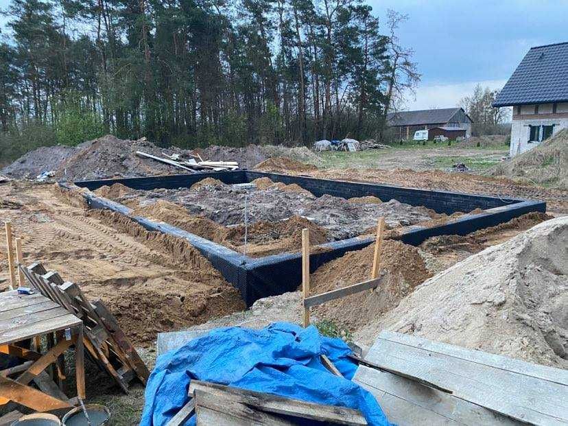 Działka z fundamentami Plęsy