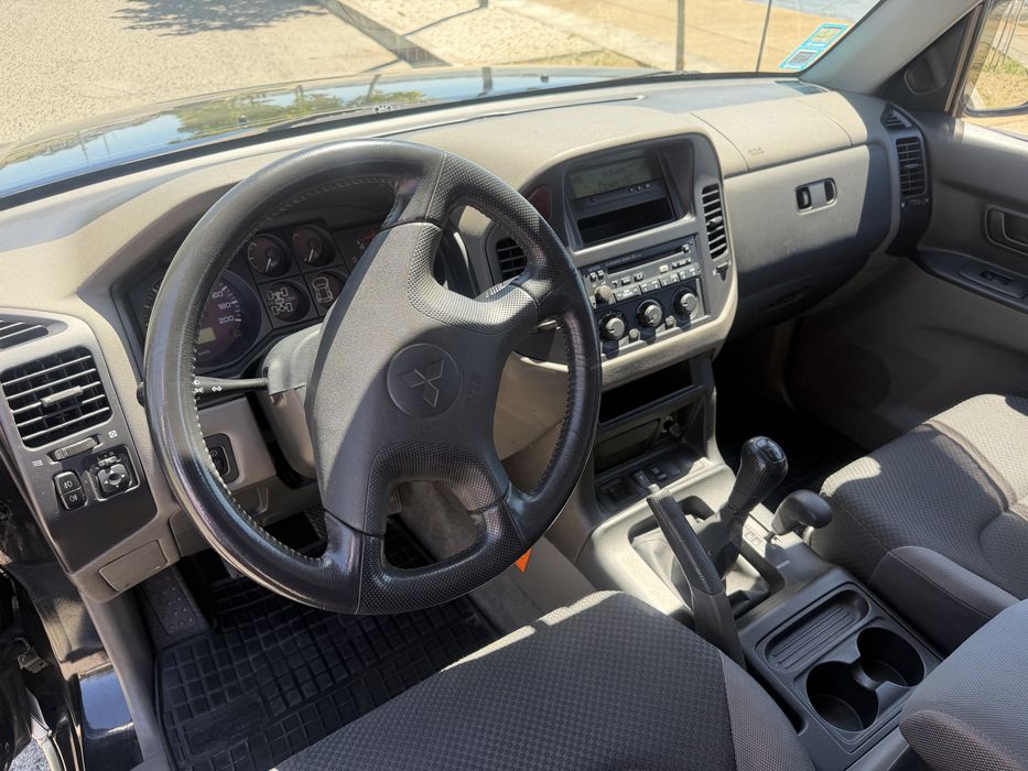 Mitsubishi Pajero 3.2 DID - Apenas 137.000kms