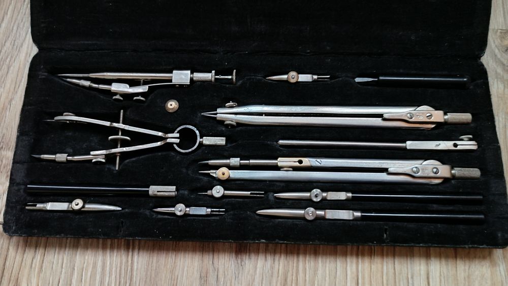 Готовальня У2, советская