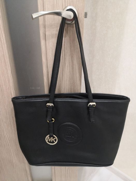 Жіноча сумка Michael Kors