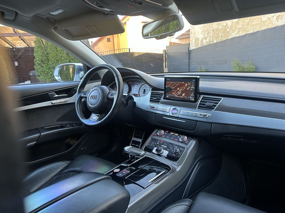 Audi S8  4.0 TFSI