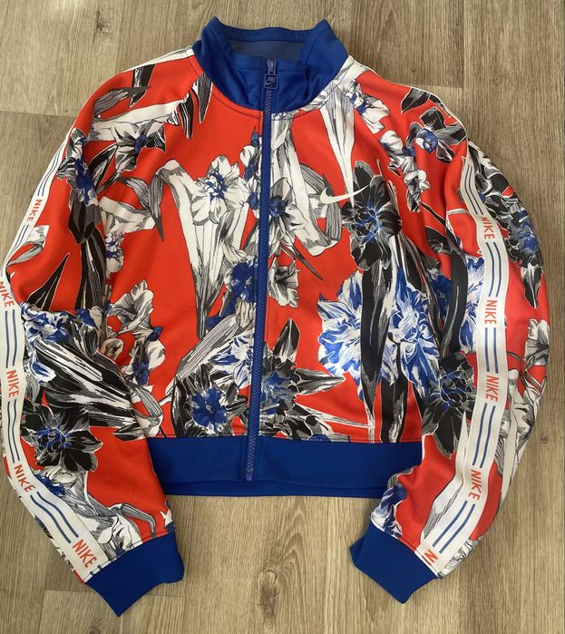 Яскрава жіноча олімпійка Nike Sportswear Floral Track Jacket