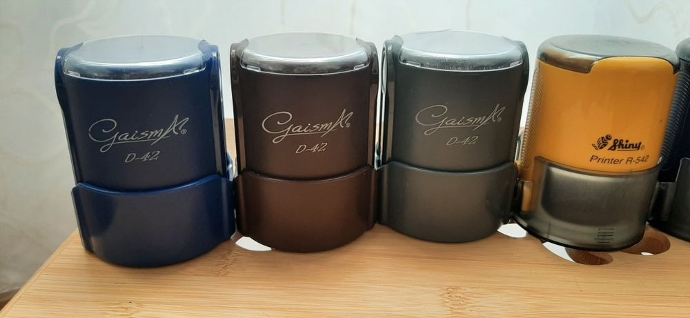 Продам оснастки для печатки б/в