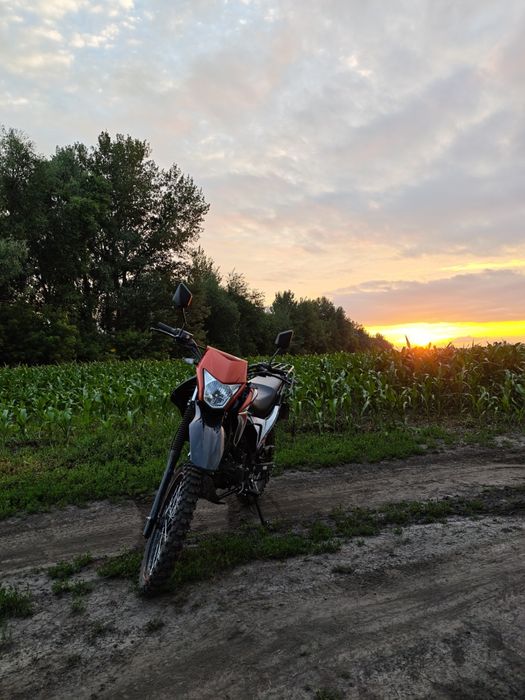 Продам мотоцыкол SPARK SP200D-5B