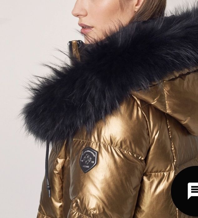 Puchowy płaszcz z pięknym obszyciem z Ochnik 36