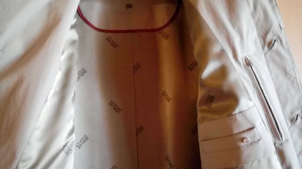 Markowy płaszcz - prochowiec włoski