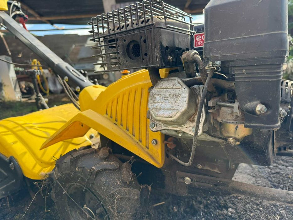 Vendo MOTOCULTIVADOR PowerPlus Sem uso