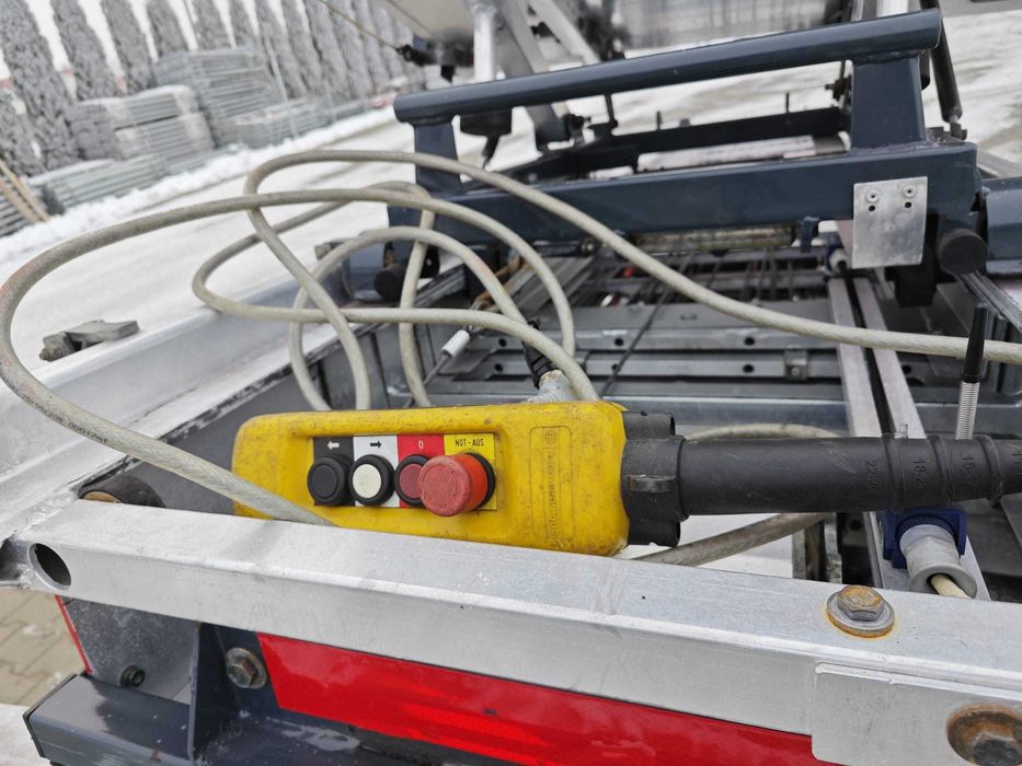 Winda Drabina Wciągarka Dekarska na przyczepie PAUS 18WH rok 2010