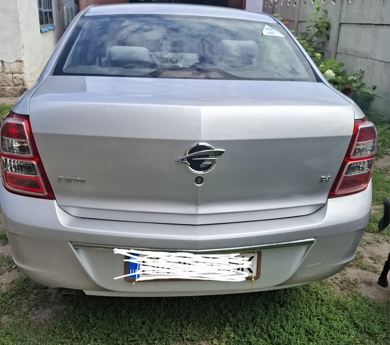 Продам Ravon R4 від власника