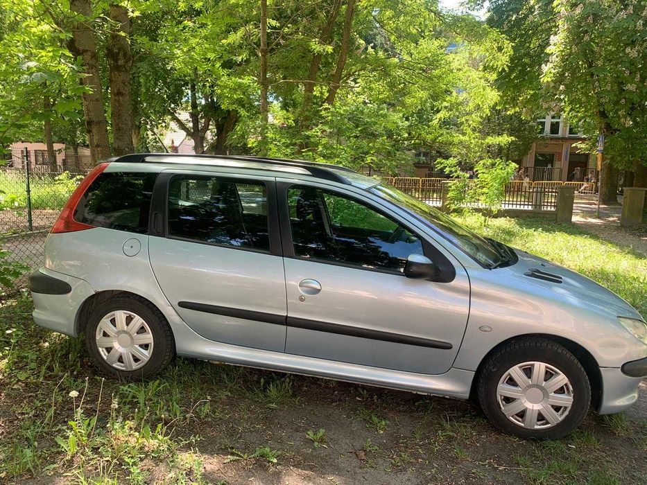 Sprzedam Peugeot 206