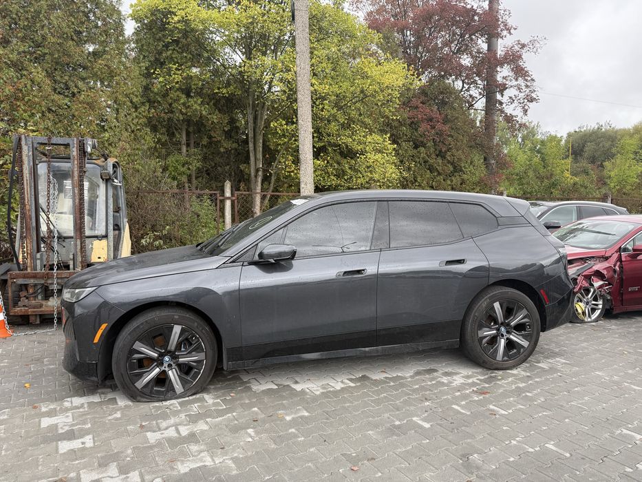 BMW IX Xdrive50 2024 в наявності