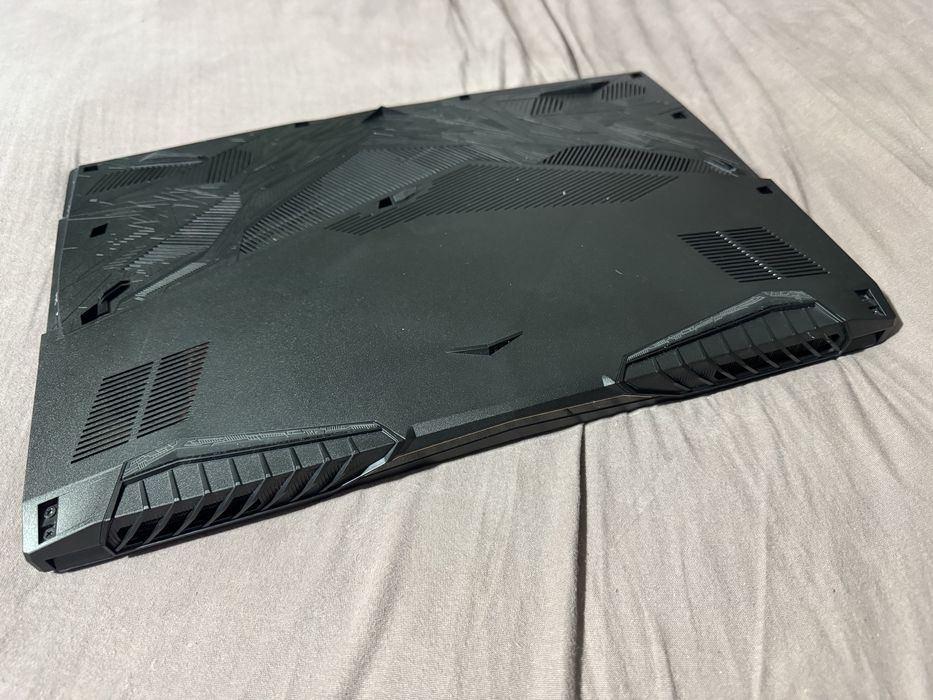 MSI GE75 Raider 17.3 FHD 144Hz i7-8750H/16GB/256GB+256GB/RTX 2070 8GB