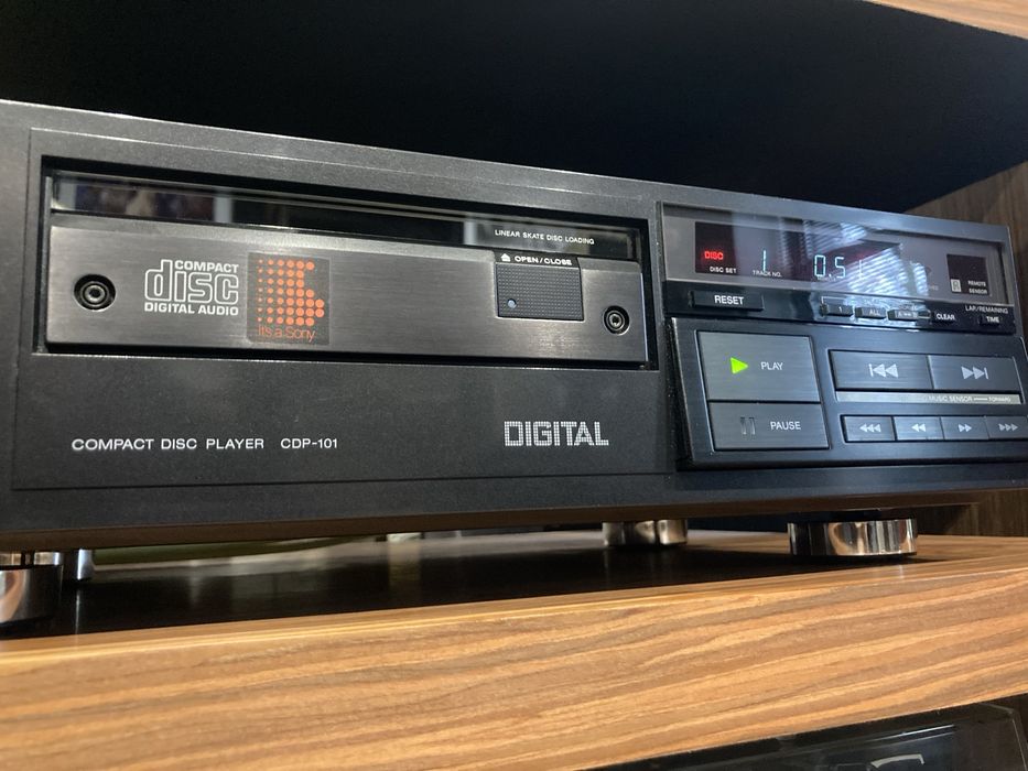 Studio Retrospekcja Sony CDP-101 Japan Pierwszy na Swiecie