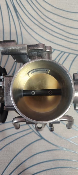 Дроссельная заслонка Toyota Оригинал .