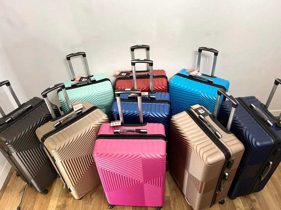 walizka/ Walizki podróżne WYPRZEDAŻ!