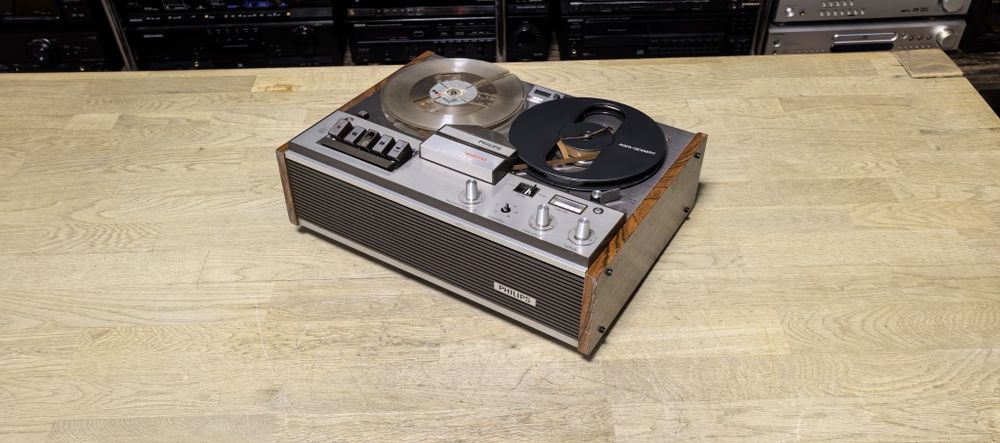 Бобінний магнітофон Philips 4308