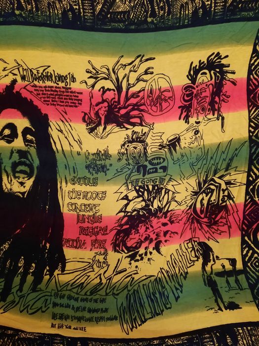 Marley duuuża chusta