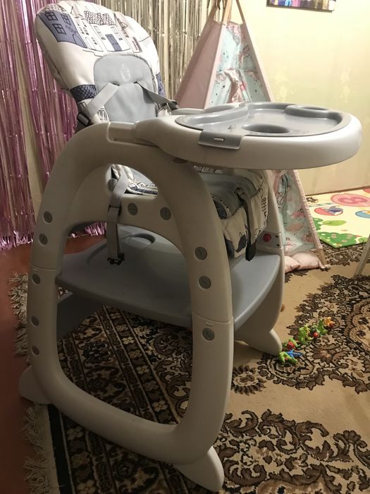 Срочно!! стульчик для кормления трансформер 2в1 careteo homee