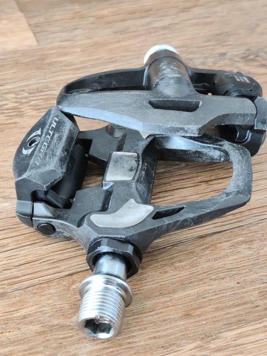 Pedais Shimano PD-R8000

Pedais em ótimo estado