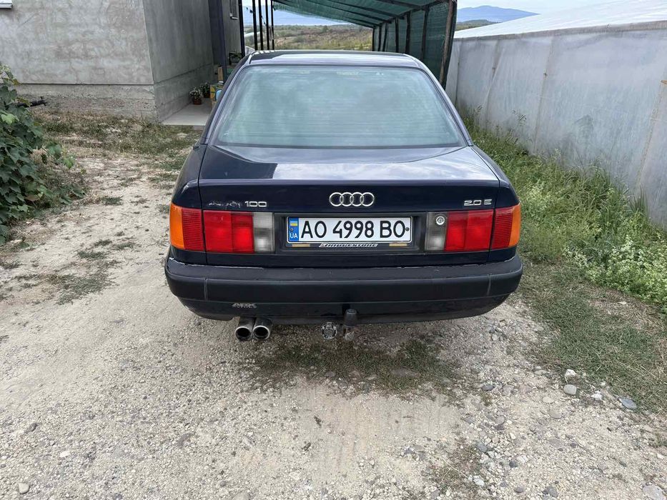 Продам Ауді100 С4
