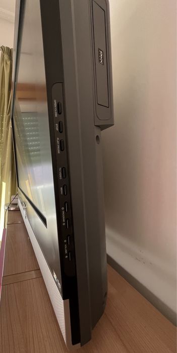 TV DMTECH 32” polegadas com leitor de DVD