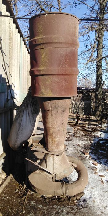 продаю зернодробилку  КДУ-2