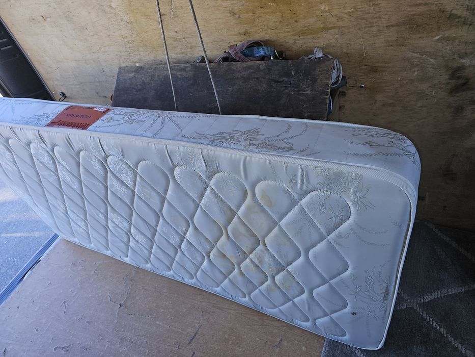 Vendo colchão  de 140 por 1,90