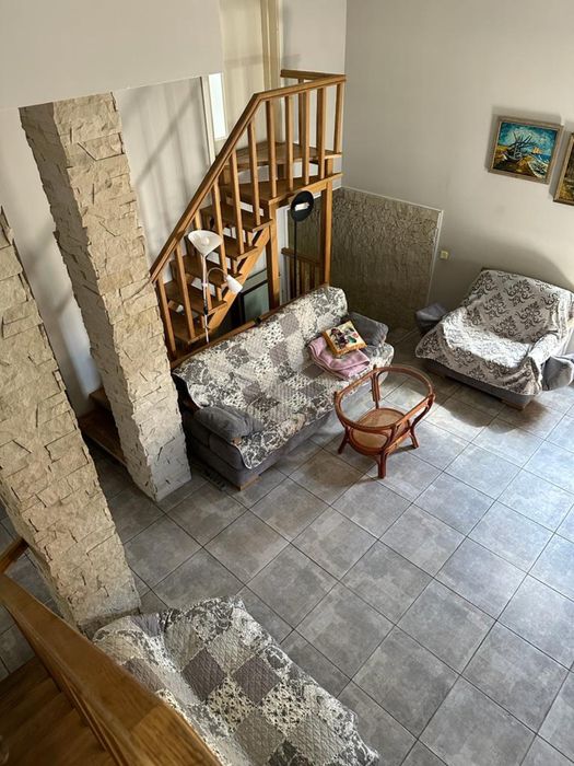 Продаж будинку  з басейном в місті Буча