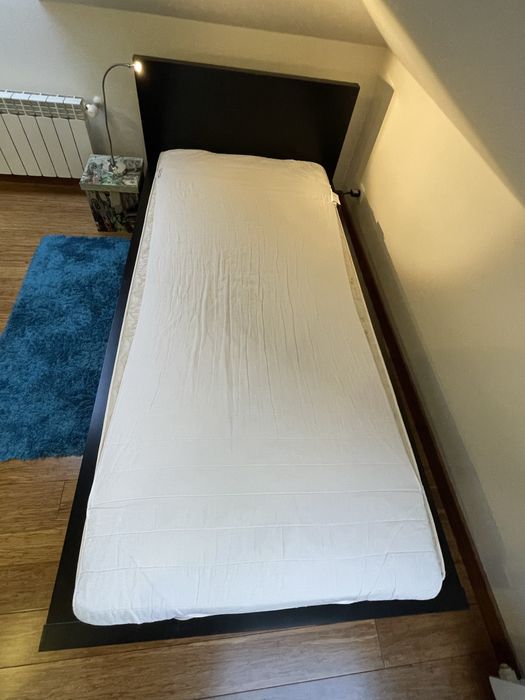 Łóżko IKEA Malm czarna 90x200