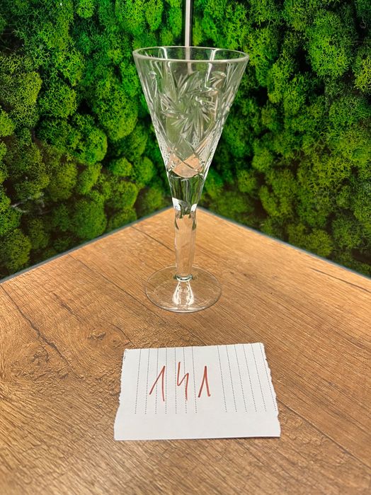 Piękny kryształowy komplet kieliszków