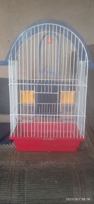 Продам клетку  для попугая