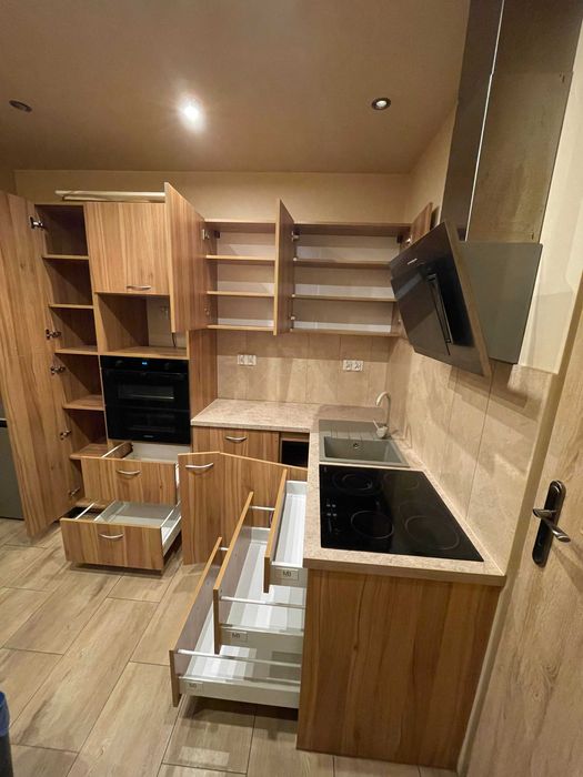 Zestaw mebli kuchennych