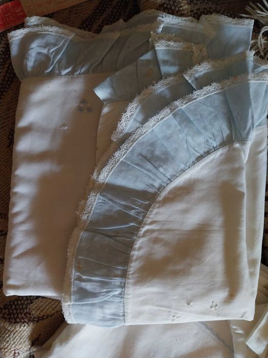 Conjunto de lençóis para berço