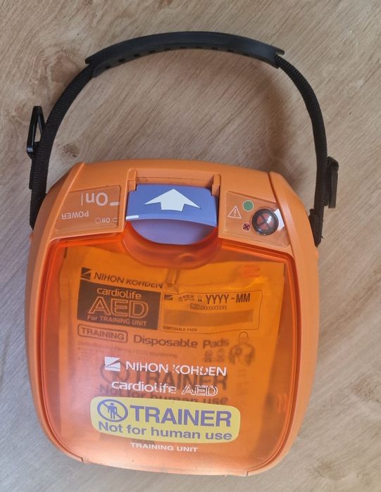 Defibrylator treningowy Nihon Kohden TRN-3100 (AED-3100)