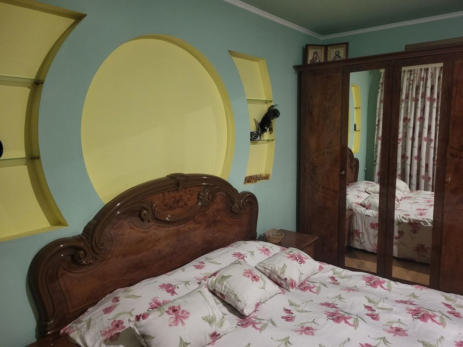 ПРОДАМ 3-Х КІМ.Р-н(Гастело)