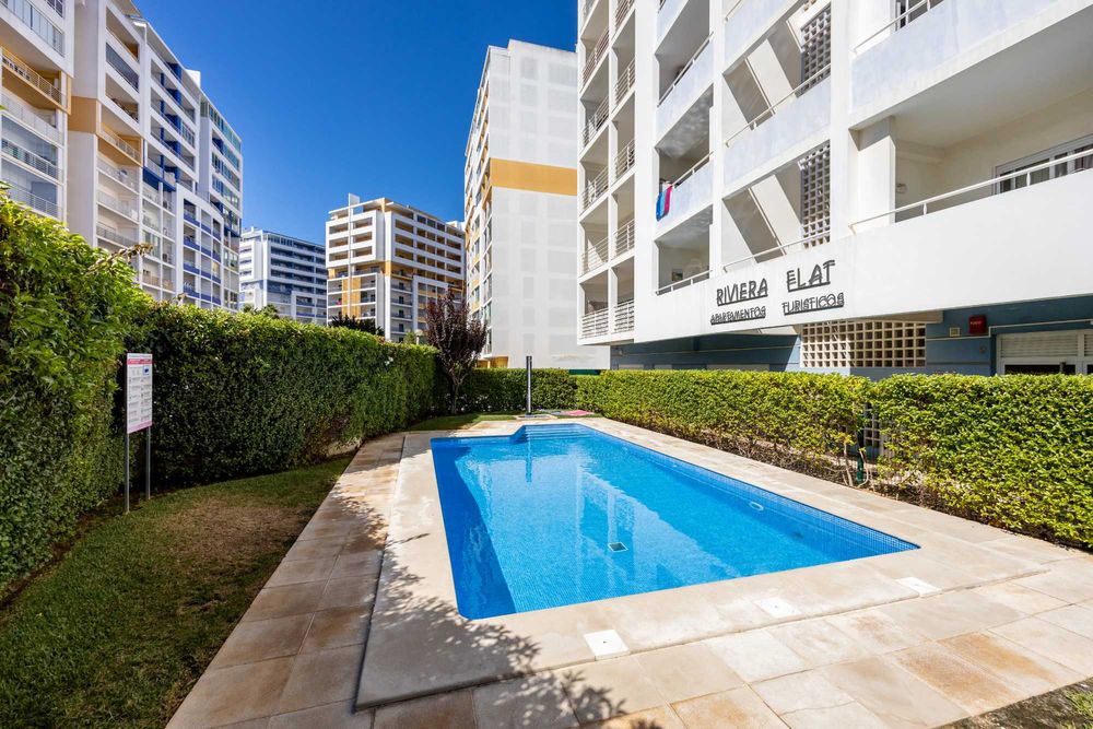 Estúdio T0 férias Portimão - Ar Condicionado, Piscina, Roupas, WIFI, TV Cabo, junto ao Continente