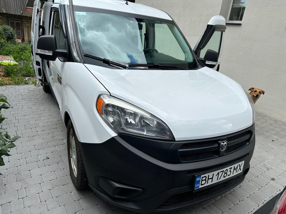 Dodge Promaster City (Fiat doblo)2015 года.