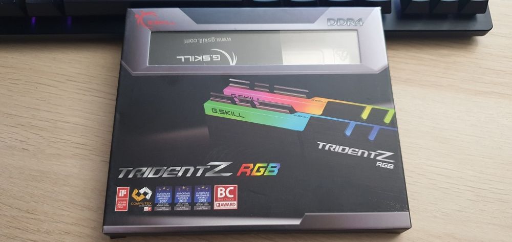 Pamięć G.skill Trident Z RGB, DDR4, 16GB, 4000MHz, CL18 (F4-4000C18D-1