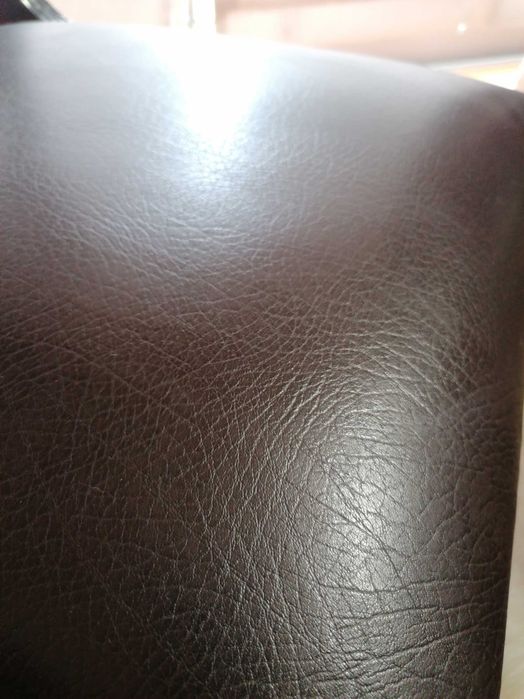 Mesa sala de vidro e madeira wengué