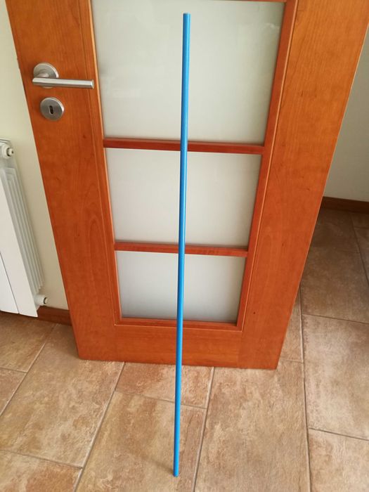 Varão para cortinado - quarto de rapaz