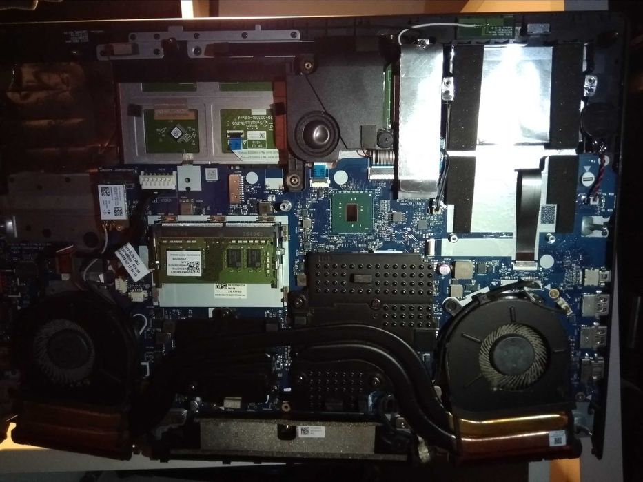 Lenovo Legion Y720, i7-7700HQ, GTX1060, 512Gb defekt obudowy