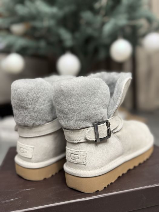 UGG нові , оригінальні Уггі , модель KAREL GREY VIOLET