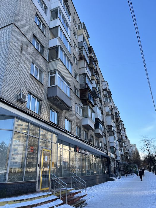 Продаж 2х кім Індустріальний міст КПІ