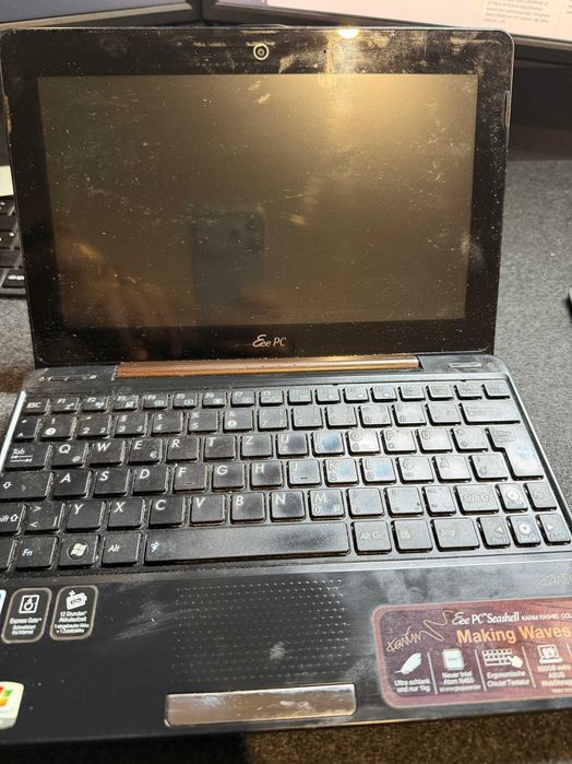 Asus Minilaptop EEE