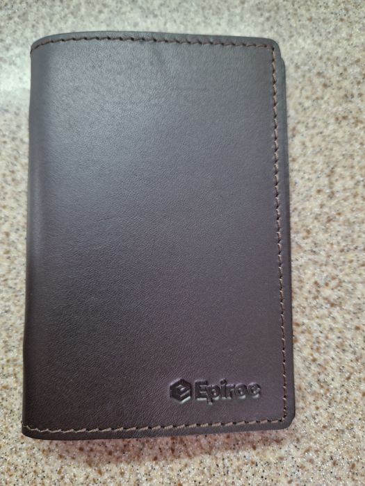 Продам кожанную мужскую барсетку+визитницу