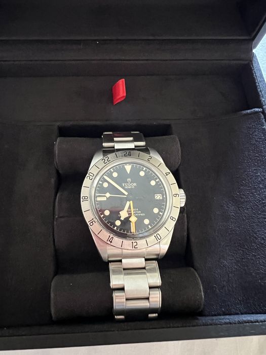 Tudor Black Bay