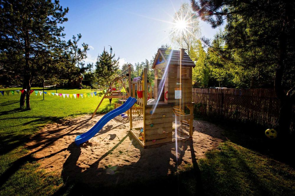 Komfortowe Domki na Mazurach z basenem , jacuzzi, sauną i salą zabaw