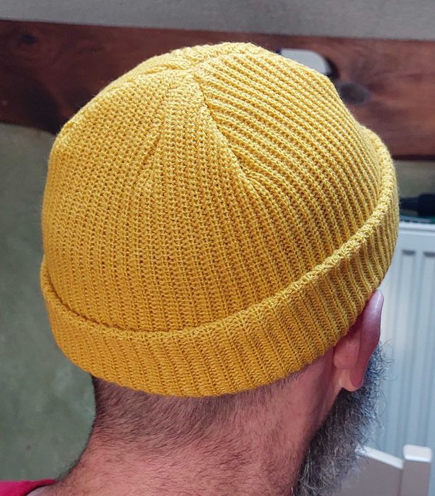 Nowa dzianinowa czapka beanie miodowa unisex